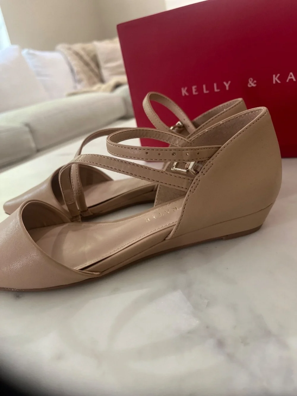 NWT Kelly & Katie gorgeous nude strap shoes